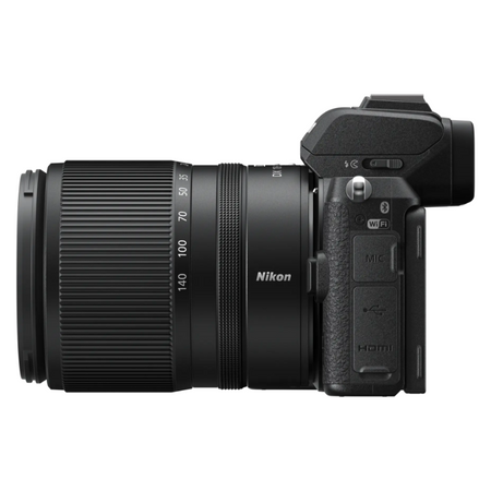 Nikon Z50 - Hybride APS-C Compact et Puissant pour les Créateurs de Contenu