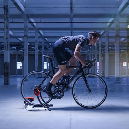 Elite Qubo – Le Home Trainer Idéal pour les Cyclistes Débutants et Confirmés